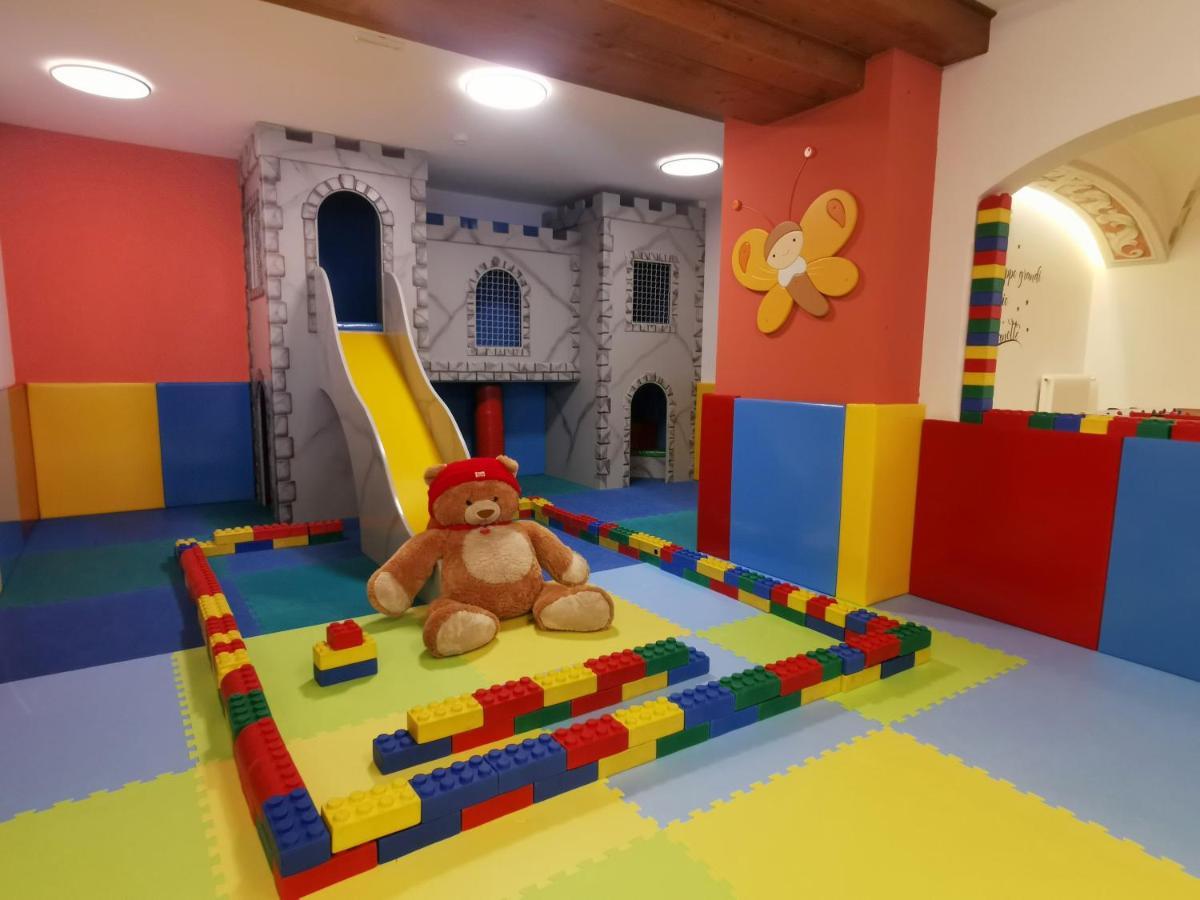 Parkhotel Ladinia San Vito di Cadore Bagian luar foto